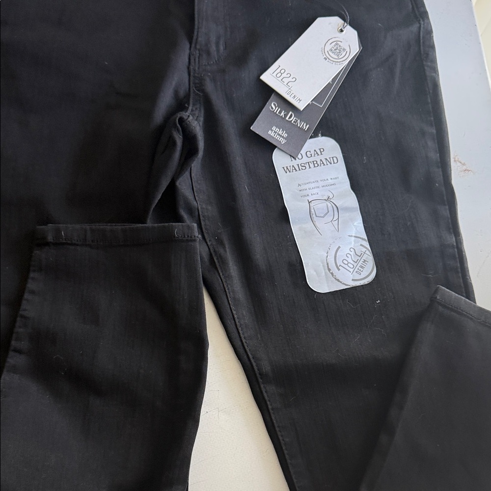 Neuw Black Women’s Jeans